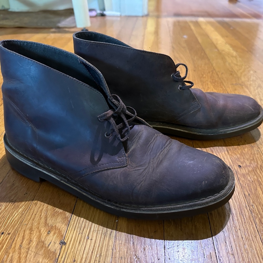 Clarks Chukka boots. Brown, men’s size 11, worn